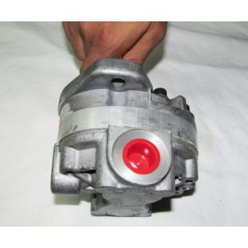 Parker H39AA1A Hydraulic Gear Pump, Inlet Diameter: .97&#034;, Outlet Diameter: .77&#034;