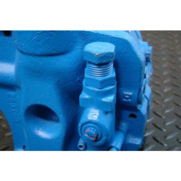 Eaton Vickers Hydraulic Pump 67501 20F05UB1001 PV040AR02AA30J0100000100100CD0AF