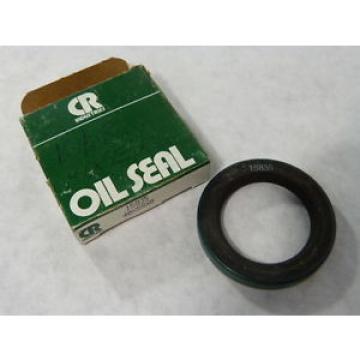 Chicago Rawhide 15835 Joint Radial Oil Seal ! NEW !