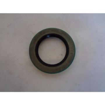 NEW  CHICAGO RAWHIDE OIL SEAL 13588