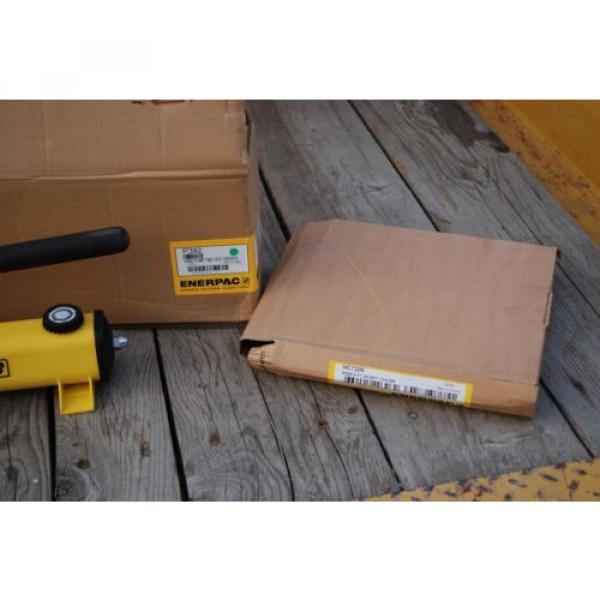 ENERPAC P-392 HYDRAULIC HAND PUMP 10,000PSI 2 SPEED  W/ 6&#039; HOSE &amp; COUPLER MINT!! #3 image