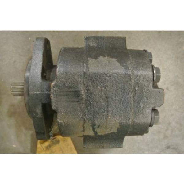 Commercial Intertech M75A 898 BE OF 177 Hydraulic Pump #1 image