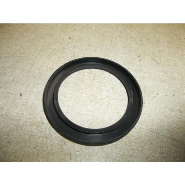 NEW Chicago Rawhide 23439 CR Oil Seal  *FREE SHIPPING* #2 image