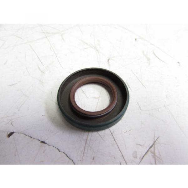 CR INDUSTRIES/CHICAGO RAWHIDE 8704 OIL SEAL ***NNB*** #3 image